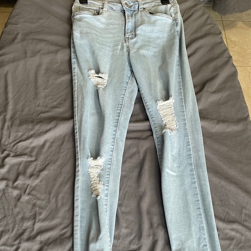 Miami High Rise Light Blue Distressed Jeans